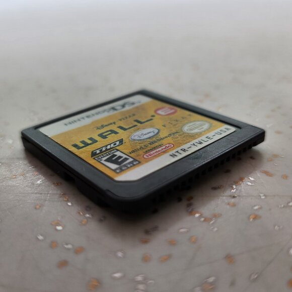 Refurbished Game-Wall E For Nintendo DS - Picture 3 of 3
